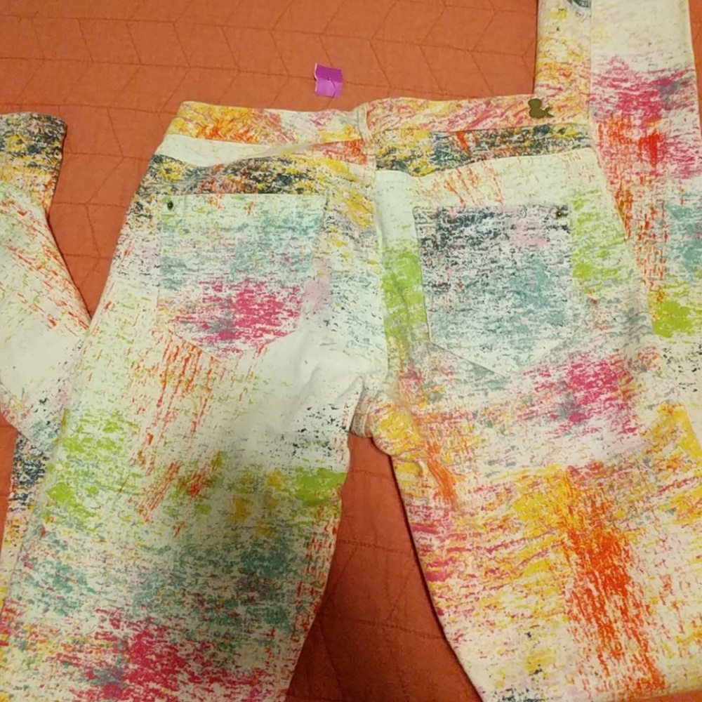 Colorful jeans! - Picture 4 of 4